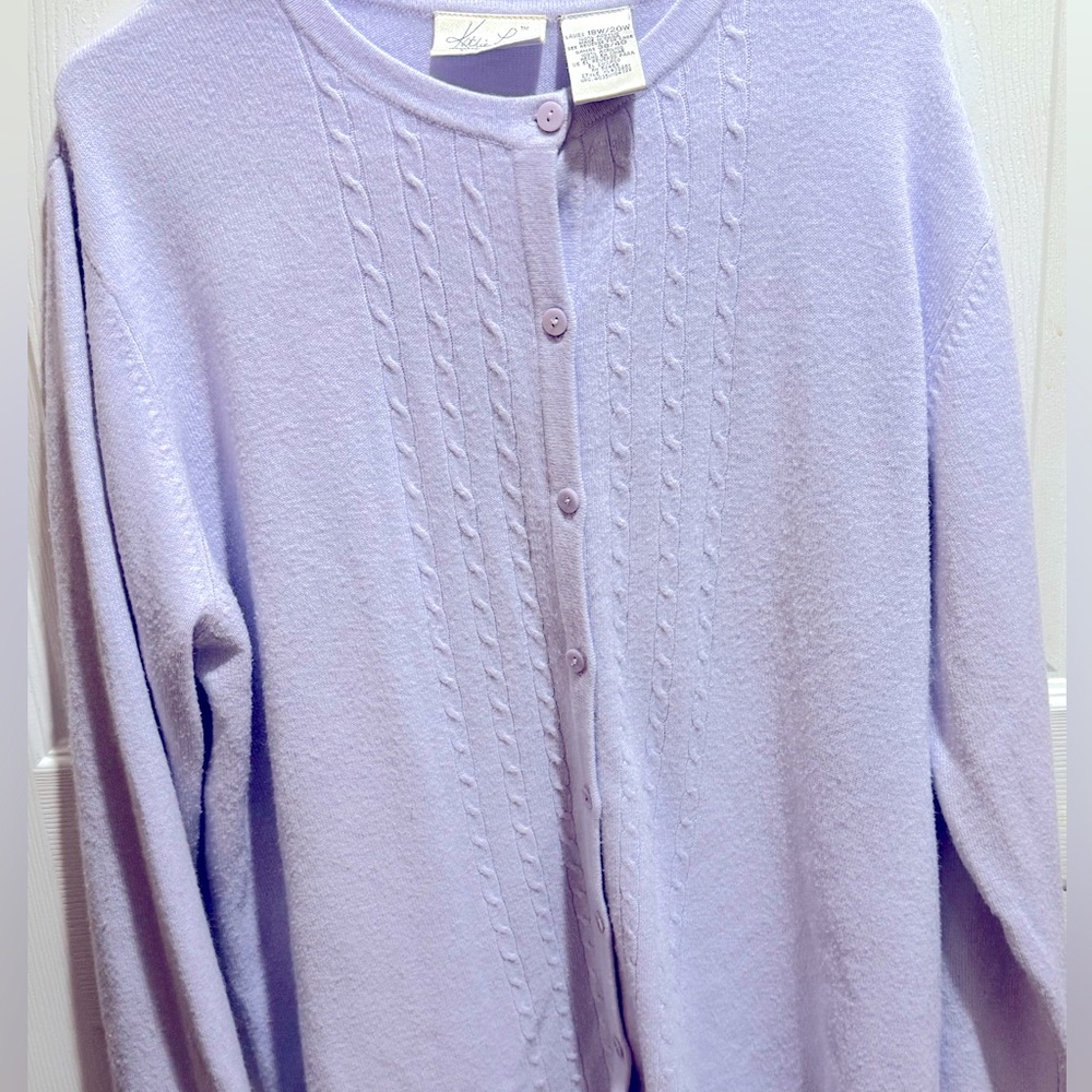 Vintage Kathie Lee Collection purple acrylic cardigan size
18w/20w